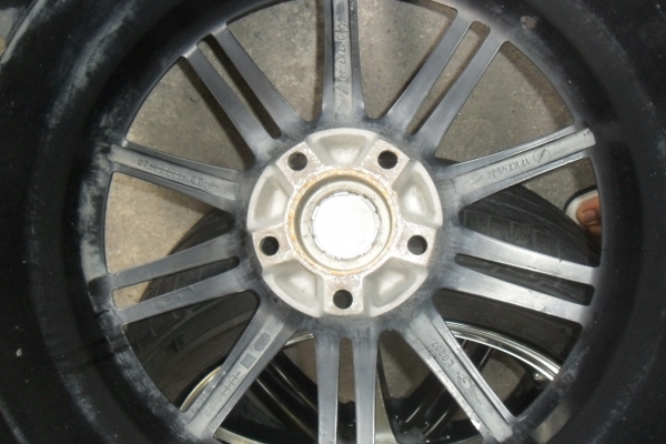 ล้อแม็ก17นิ้ว5รู114 พร้อมยาง สวยๆ 4 ล้อ ราคา 6900 บาท ล้อแม็ก17นิ้ว5รู114 พร้อมยาง สวยๆ 4 ล้อ ราคา 6900 บาท