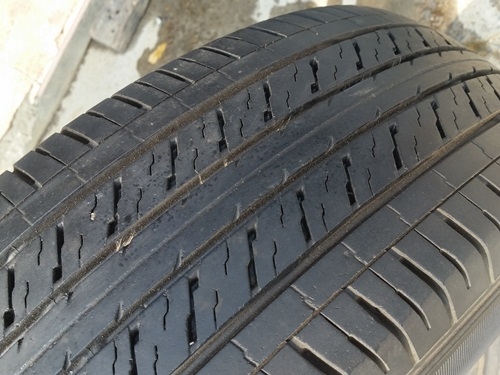 ขายล้อแม็กISUZU GOLD 16 พร้อมยาง  4 ล้อ