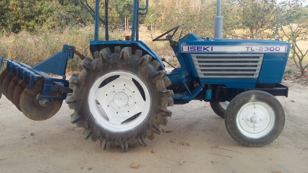 จัดส่งพี่ อ.หล่มสัก จ.เพชรบูรณ์ครับ ขายรถไถอิซากิ TL2300 พร้อมผาน5 หรือจะเอาตัวโรตารี่พร้อมใช้ จัดส่งพี่ อ.หล่มสัก จ.เพชรบูรณ์ครับ ขายรถไถอิซากิ TL2300 พร้อมผาน5 หรือจะเอาตัวโรตารี่พร้อมใช้