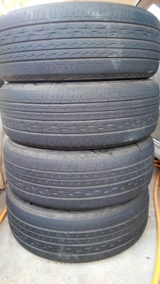 ยาง Bridgestone 215/55 R17 ปี 14