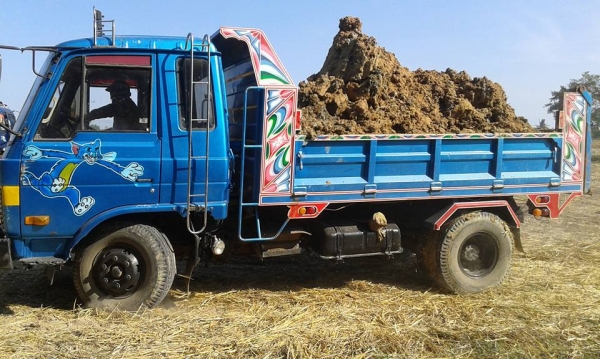 **485,000 บ.ต่อรอง/// 6ล้อดั้มดิน5คิว NISSAN UD DIESEL CMA-150แรง เครื่อง/เกียร์ เดิม 5สปีด Fหน้า-หลัง พ.พาวเวอร์ เบรคลม ดั้ม3.70ม.ยาง8.25/16 สวย พร้อมใช้ **ขาย NISSAN UD 150HP 6ล้อดั้มดิน5คิว สภาพสวย พร้อมใช้งาน เล่มครบ NISSAN UD DIESEL CMA81B FD6-6สูบ 1 **485,000 บ.ต่อรอง/// 6ล้อดั้มดิน5คิว NISSAN UD DIESEL CMA-150แรง เครื่อง/เกียร์ เดิม 5สปีด Fหน้า-หลัง พ.พาวเวอร์ เบรคลม ดั้ม3.70ม.ยาง8.25/16 สวย พร้อมใช้ **ขาย NISSAN UD 150HP 6ล้อดั้มดิน5คิว สภาพสวย พร้อมใช้งาน เล่มครบ NISSAN UD DIESEL CMA81B FD6-6สูบ 1