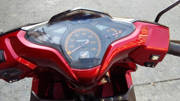 Click i ปี 53 สีแดง ดำ รถสวยมาก เครื่องเดิม แน่นๆ มีเล่ม เอกสารครบ ไม่ผิดหวังแน่นอน โทร. 02-9165022,099-0812001