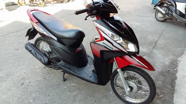 Click i ปี 53 สีแดง ดำ รถสวยมาก เครื่องเดิม แน่นๆ มีเล่ม เอกสารครบ ไม่ผิดหวังแน่นอน โทร. 02-9165022,099-0812001