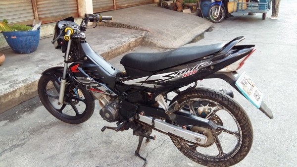 Sonic ปี 47 สตาร์ทเท้า กุญแจสองชั้น เครื่องเดิม มีเล่ม เอกสารพร้อมโทร. 02-9165022,099-0812001