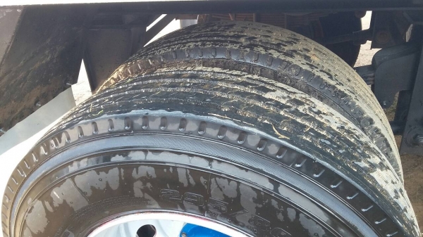 ขายลูกพ่วงสามคานแท้ของสามมิตปี51 ไม่ดั้มสภาพสวยยางเต็มทะเบียนไม่ขาด