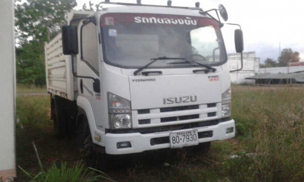 ขายรถ 6 ล้อดัมพ์  / อีซูซุ FRR 210 แรง ปี 52 สภาพดี คัสซีสวย จัดแนนท์ได้ครับ สนใจติดต่อได้ที่ 081-9420141  ,  081-5715326