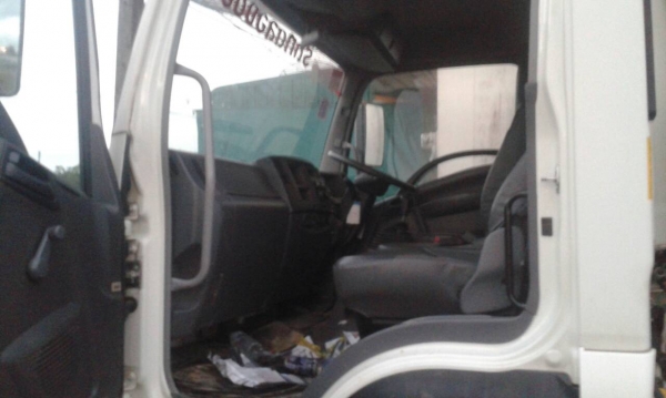 ขายรถ 6 ล้อดัมพ์  / อีซูซุ FRR 210 แรง ปี 52 สภาพดี คัสซีสวย จัดแนนท์ได้ครับ สนใจติดต่อได้ที่ 081-9420141  ,  081-5715326