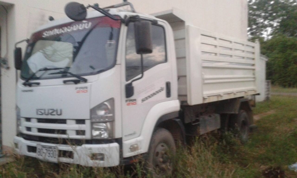 ขายรถ 6 ล้อดัมพ์  / อีซูซุ FRR 210 แรง ปี 52 สภาพดี คัสซีสวย จัดแนนท์ได้ครับ สนใจติดต่อได้ที่ 081-9420141  ,  081-5715326