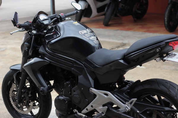 <เอิร์ท พิดโลก>ขาย ER6N 2013 สีดำแต่ง ท่อฟูล