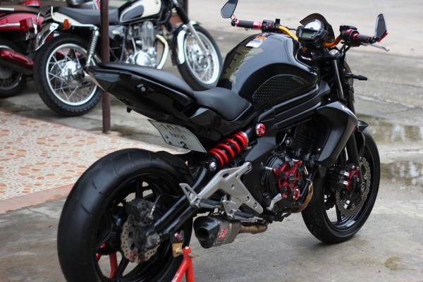 <เอิร์ท พิดโลก>ขาย ER6n 2012 แต่งสวย ของแต่งProbiker ท่อโยชิ