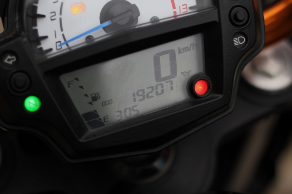 <เอิร์ท พิดโลก>ขาย ER6n 2012 แต่งสวย ของแต่งProbiker ท่อโยชิ