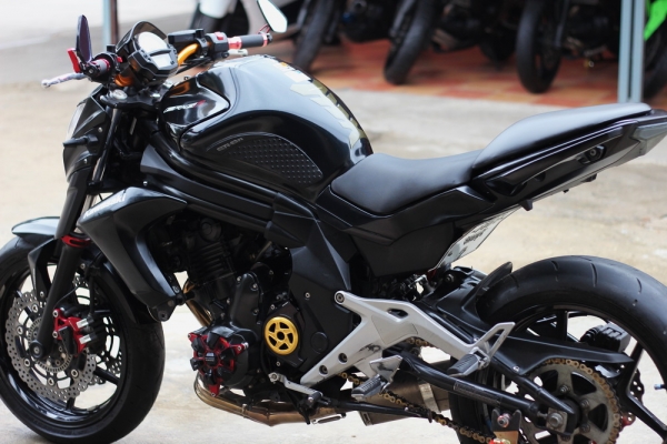 <เอิร์ท พิดโลก>ขาย ER6n 2012 แต่งสวย ของแต่งProbiker ท่อโยชิ