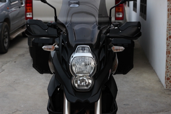 <เอิร์ท พิดโลก> ขาย Versys 650 ธันวา ปี2012  วิ่งน้อย รถกริฟ ยางใหม่ แต่งSWmotech