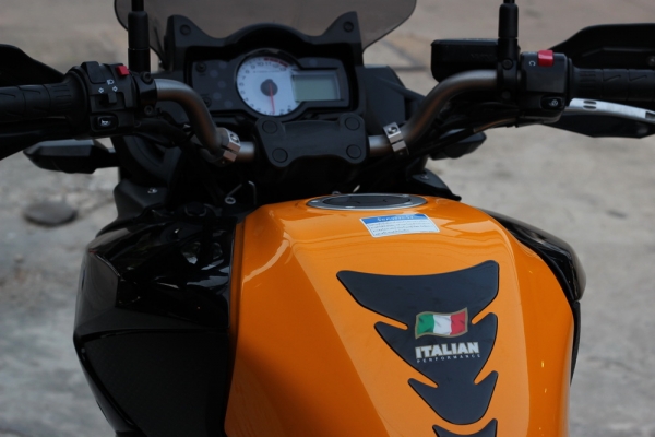 <เอิร์ท พิดโลก> ขาย Versys 650 ธันวา ปี2012  วิ่งน้อย รถกริฟ ยางใหม่ แต่งSWmotech