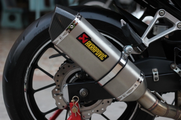 <เอิร์ท พิดโลก> ขาย CBR500r ปี2013 แต่งสวยท่อสูตร เกียรโยง