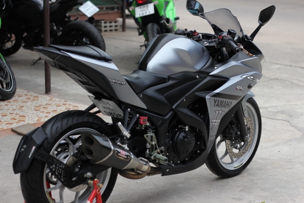 <เอิร์ทพิดโลก>ขาย R3 สภาพสวย ไม่มีล้มไม่มีชน วิ่ง5,xxxโล เกียรโยง ท่อสูตร ของเดิมครบ