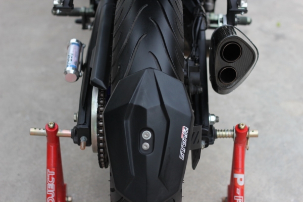 <เอิร์ทพิดโลก>ขาย R3 สภาพสวย ไม่มีล้มไม่มีชน วิ่ง5,xxxโล เกียรโยง ท่อสูตร ของเดิมครบ