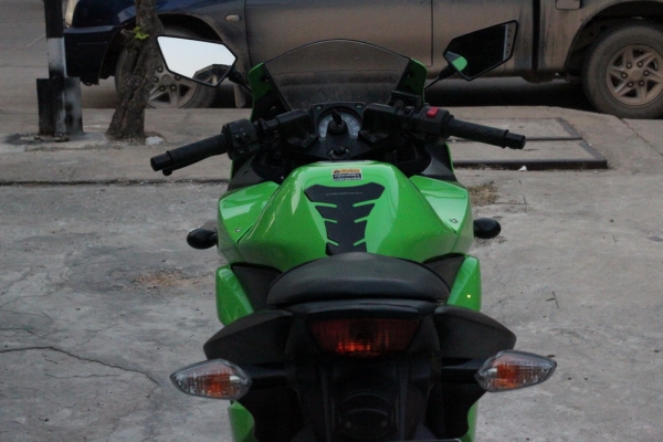 <เอิร์ท พิดโลก> ขาย Ninja250 สภาพสวยยางใหม่ พีเรียลลี่ ท่อสูตรฟูล