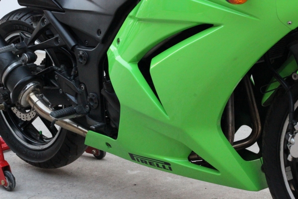 <เอิร์ท พิดโลก> ขาย Ninja250 สภาพสวยยางใหม่ พีเรียลลี่ ท่อสูตรฟูล