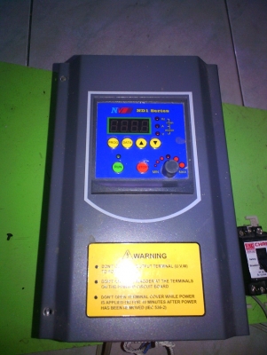 อินเวอร์เตอร์ควบคุมมอเตอร์ 3 HP INPUT AC/DC / solar cell(pv)