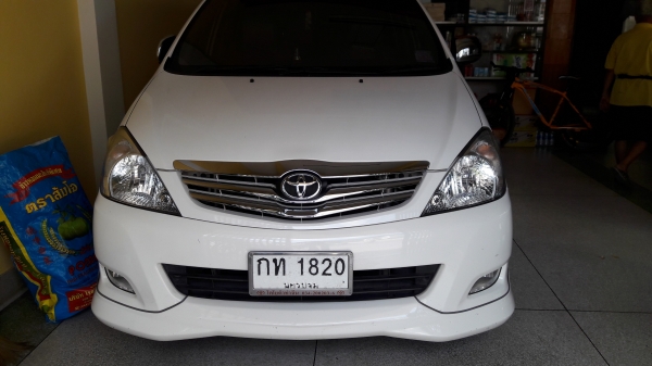 TOYOTA INNOVA ปี 2013  ตัวท๊อบ รถคุณครู ใช้น้อยมาก ห้าหมื่นกว่าโล