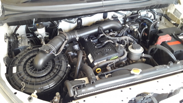 TOYOTA INNOVA ปี 2013  ตัวท๊อบ รถคุณครู ใช้น้อยมาก ห้าหมื่นกว่าโล