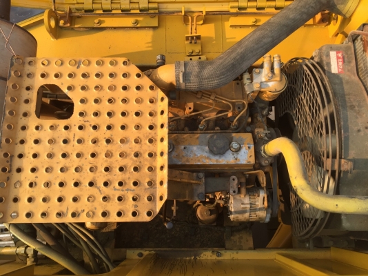 Komatsu PC120-3 สภาพดี มีไลน์หัวกระแทก Komatsu PC120-3 สภาพดี มีไลน์หัวกระแทก