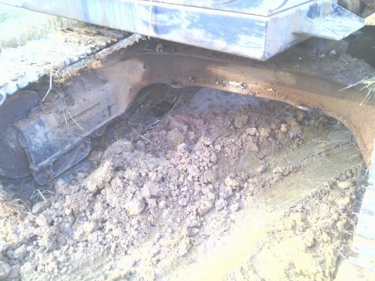 ขายแบคโฮ โกเบ120 มารค์ 2  สนใจโทร 0844966119,0935761158,0808255385