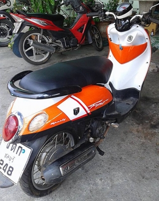 ขายได้ขาย Yamaha Fino ปี51สีใหม่