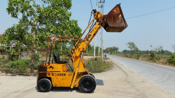 ขายด่วนรถยกTCM-SG10N3ยก-ตัก1.ตันยกสูง3เมตรรถนอกนำเข้ายังไม่เคยใช้งานในเมืองไทยเลย=รุ่นใหม่ขายถูกๆ