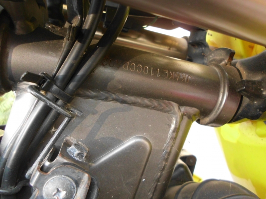 ขายมอเตอร์ไซค์คาวาซากิ เคเอสอาร์ รถปี 2552 ไมล์4,738.4กม. สนใจโทร 0935761158,0844966119 0808255385