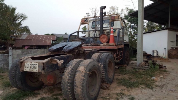 ขายรถเทเลอร์HINO10ล้อ3เพลา ขายรถเทเลอร์HINO10ล้อ3เพลา