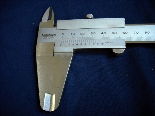 เวอร์เนีย MITUTOYO ขนาด 12 นิ้ว RANGE 0-300 mm เวอร์เนีย MITUTOYO ขนาด 12 นิ้ว RANGE 0-300 mm