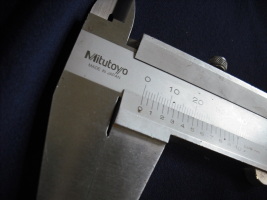 เวอร์เนีย MITUTOYO ขนาด 12 นิ้ว RANGE 0-300 mm