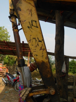 แบคโฮ โคมัทสึ 100-3 สนใจโทร 0935761158, 0808255385 0844966119