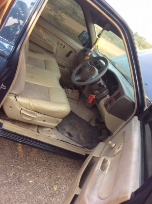 .รถกระบะNISSAN บรรทุกน้ำ 200ลิตร ปี2001 เครื่อง 2700 พวงมาลัยพาว์เวอร์ ขาย 155,000 บาท ศุภากร 081-1903107, 081-4252943