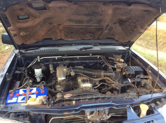 .รถกระบะNISSAN บรรทุกน้ำ 200ลิตร ปี2001 เครื่อง 2700 พวงมาลัยพาว์เวอร์ ขาย 155,000 บาท ศุภากร 081-1903107, 081-4252943