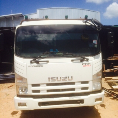 รถอีซูซุ 6 ล้อดั้ม FRR 210 แรงม้า  ปี 53.  ( รถวิ่ง 9x,xxx กม. )    สนใจติดต่อ  081 - 6079515