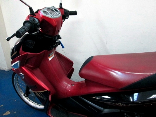 NOUVO Eliganc 135 cc. สีดำแดง สวยโดดเด่นเห็นไกล รถบ้านรักษาดี เครื่องดี สีสวย ล้อ DID โช๊ค YSS แท้ ฟรีโอนจัดไป 21900