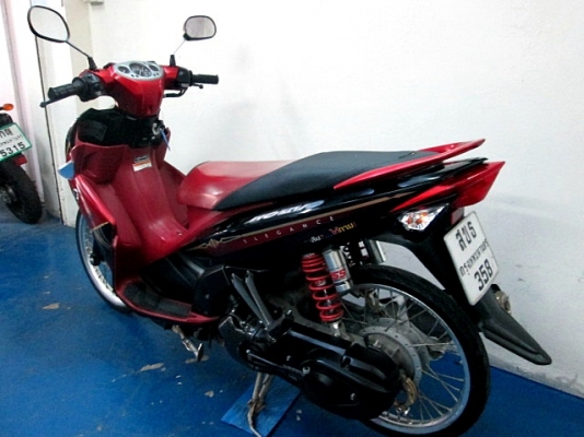 NOUVO Eliganc 135 cc. สีดำแดง สวยโดดเด่นเห็นไกล รถบ้านรักษาดี เครื่องดี สีสวย ล้อ DID โช๊ค YSS แท้ ฟรีโอนจัดไป 21900