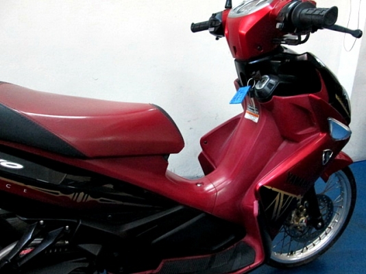 NOUVO Eliganc 135 cc. สีดำแดง สวยโดดเด่นเห็นไกล รถบ้านรักษาดี เครื่องดี สีสวย ล้อ DID โช๊ค YSS แท้ ฟรีโอนจัดไป 21900