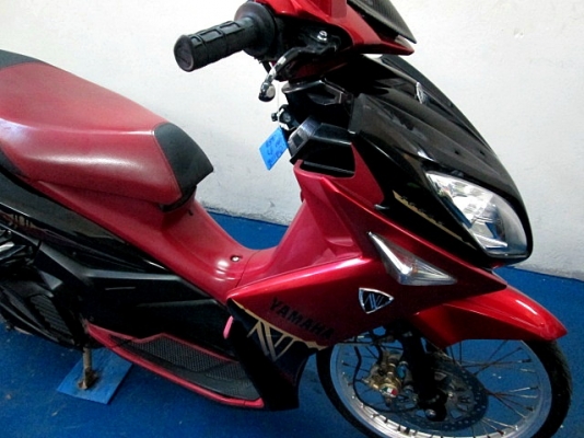 NOUVO Eliganc 135 cc. สีดำแดง สวยโดดเด่นเห็นไกล รถบ้านรักษาดี เครื่องดี สีสวย ล้อ DID โช๊ค YSS แท้ ฟรีโอนจัดไป 21900