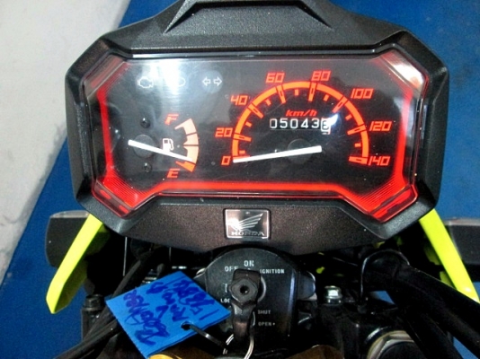 zoomer สีเหลืองตัวใหม่ ไมล์แดง สีสวยโดดเด่นเห็นไกล รถเดือน ตุลาคม ปี 57 ไมล์ 5 พันโล แถม 4รายการ 35900