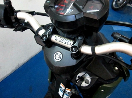 TTX  สีเขียวดำ ลายทหาร ลิมิเต็ด ลายนี้หายากแล้ว รถเดือน ก.พ. ปี 56 ระบบหัวฉีด ประหยัดนํ้ามัน ของแถม 3 รายการ 28900