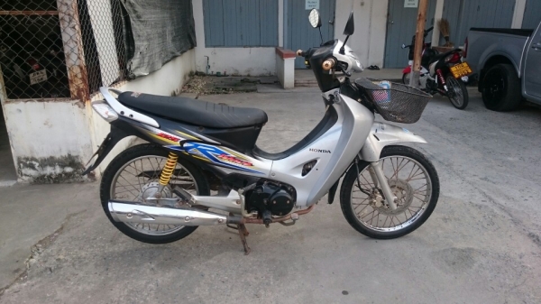 wave 125R ปี49 พร้อมใช้งาน