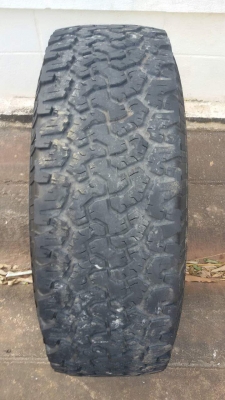 ขายยาง bf all 265/70/17 ปี 12