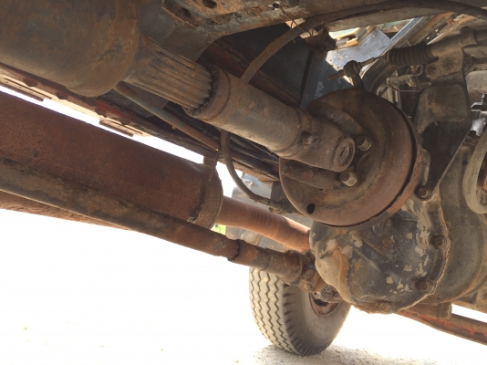 รถอีซูซุ 6 ล้อดั้ม  160 แรงม้า  ปี 33.   สนใจติดต่อ  081 - 6079515