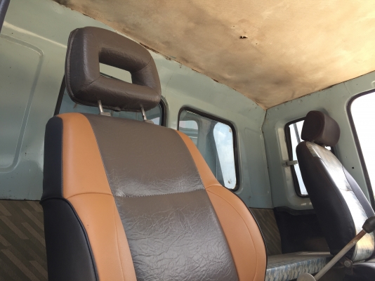 รถอีซูซุ 6 ล้อดั้ม  160 แรงม้า  ปี 33.   สนใจติดต่อ  081 - 6079515