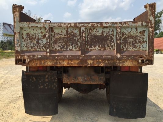 รถอีซูซุ 6 ล้อดั้ม  160 แรงม้า  ปี 33.   สนใจติดต่อ  081 - 6079515