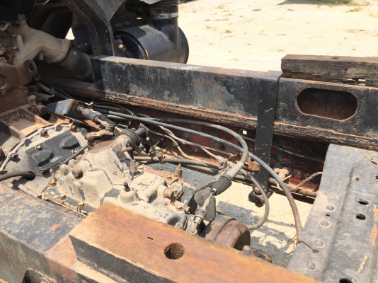 รถอีซูซุ 6 ล้อดั้ม  160 แรงม้า  ปี 33.   สนใจติดต่อ  081 - 6079515